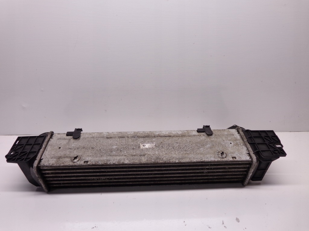 Bmw 3 e90 e91 2.0 d n47 радиатор воздуха интеркулер 7798788 Цена