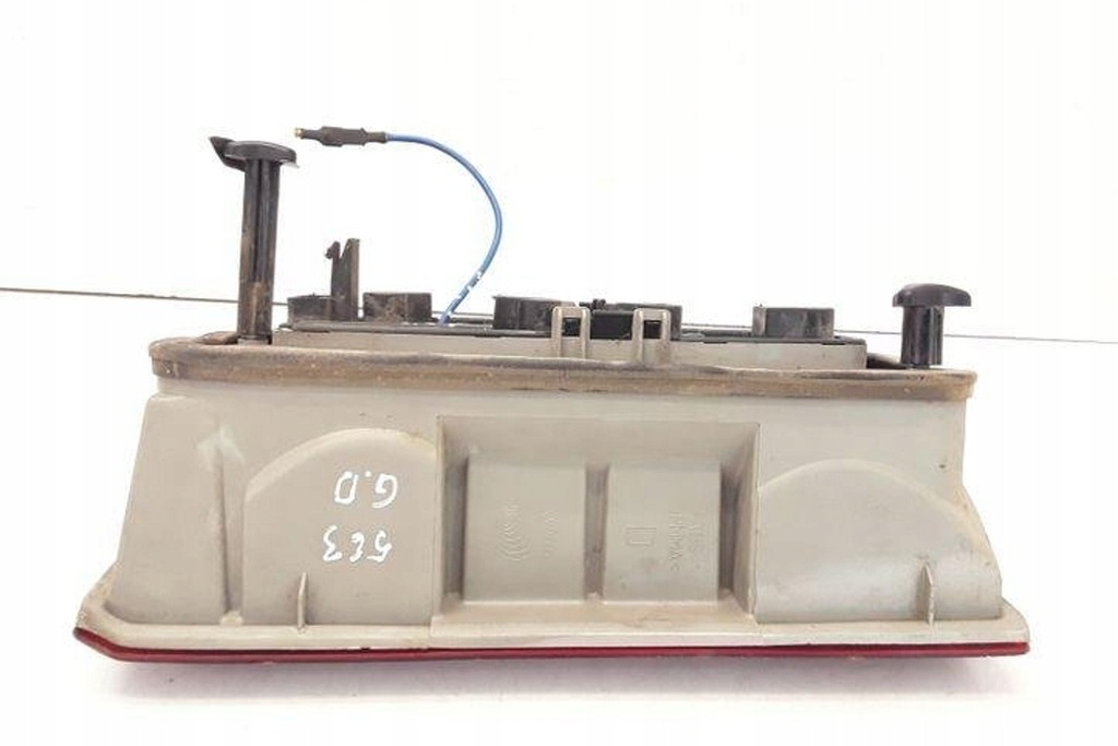 фото №11, Лампа правая задняя peugeot expert фургон e32540 1.9l дизель 70kw 1999