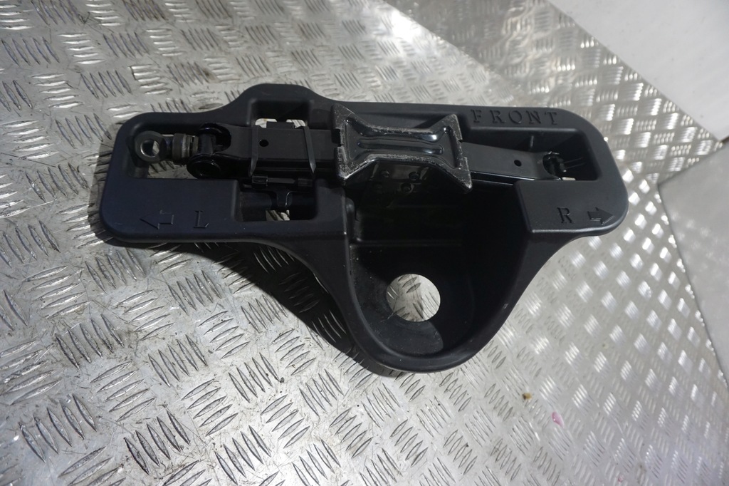 фото №1, Бардачок багажника домкрат toyota prius ii 03-