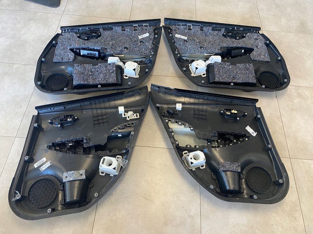 фото №11, Nissan leaf i обшивки обивка дверь комплект перед