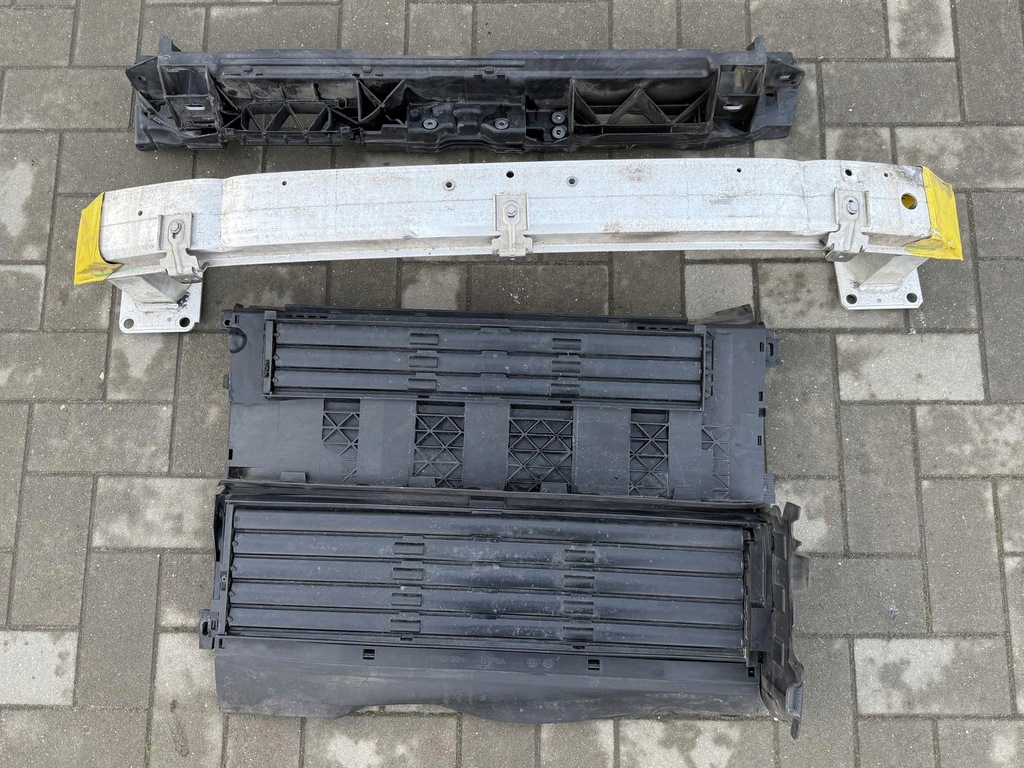 фото №1, Peugeot 308 ii балка бампера перед