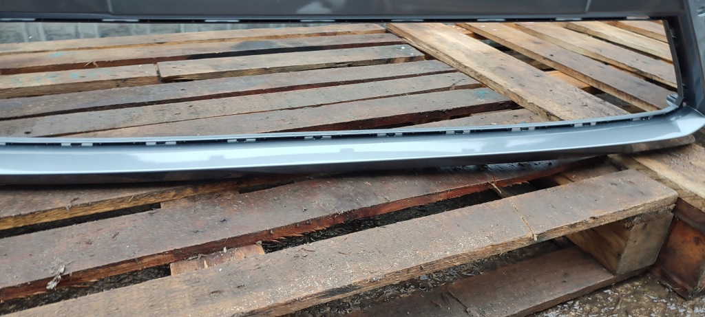 фото №16, Бампер перед передній seat ibiza 5 v x2 pdc od 10.2017r код лакофарбового покриття lx7r