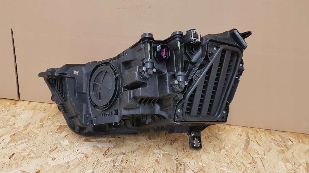 Фара перед правый  audi q3 83a full led 83a941034 Оригинал