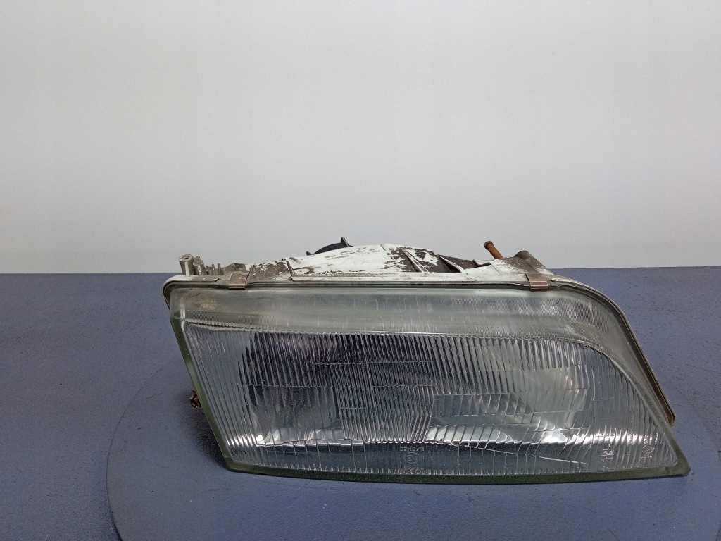 фото №1, Nissan maxima qx a32 фара правый eu