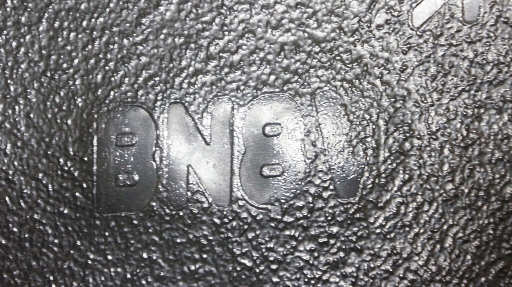 фото №5, Mazda 3 03-09 обшивка корпус крышки багажника