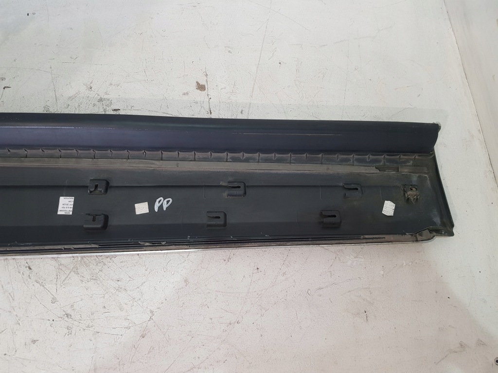 фото №11, Молдинг накладка дверь правый перед 5n0854940d vw tiguan 5n 12r eur