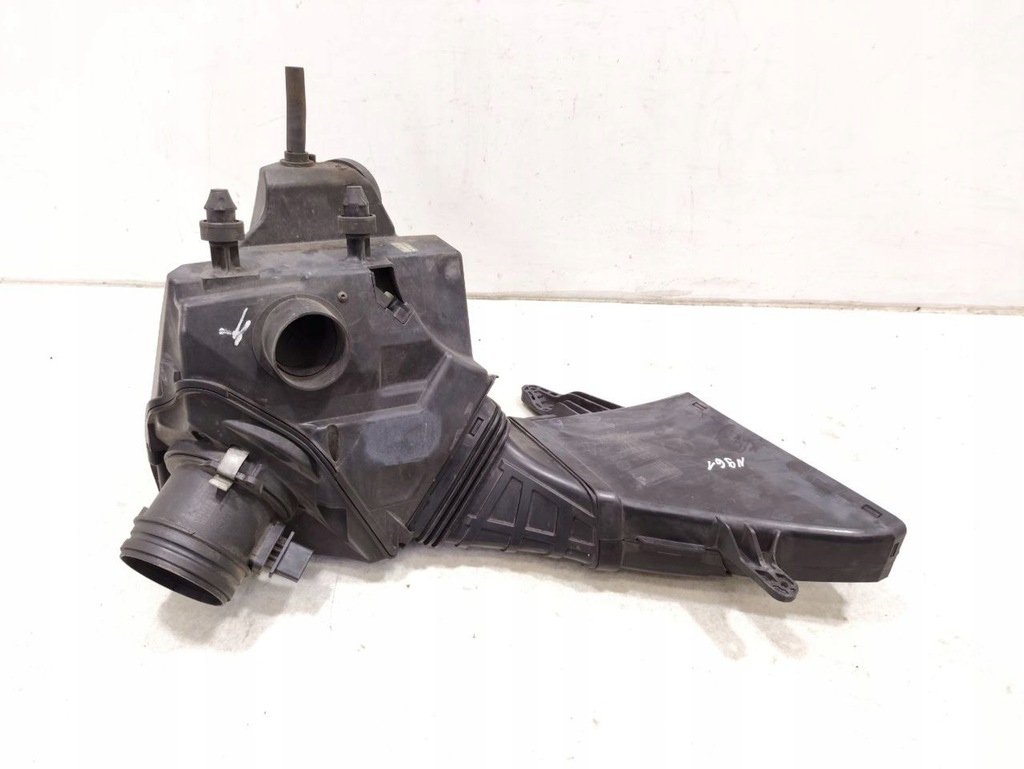 фото №8, Audi a5 8t 8f 2010 корпус фильтров воздуха