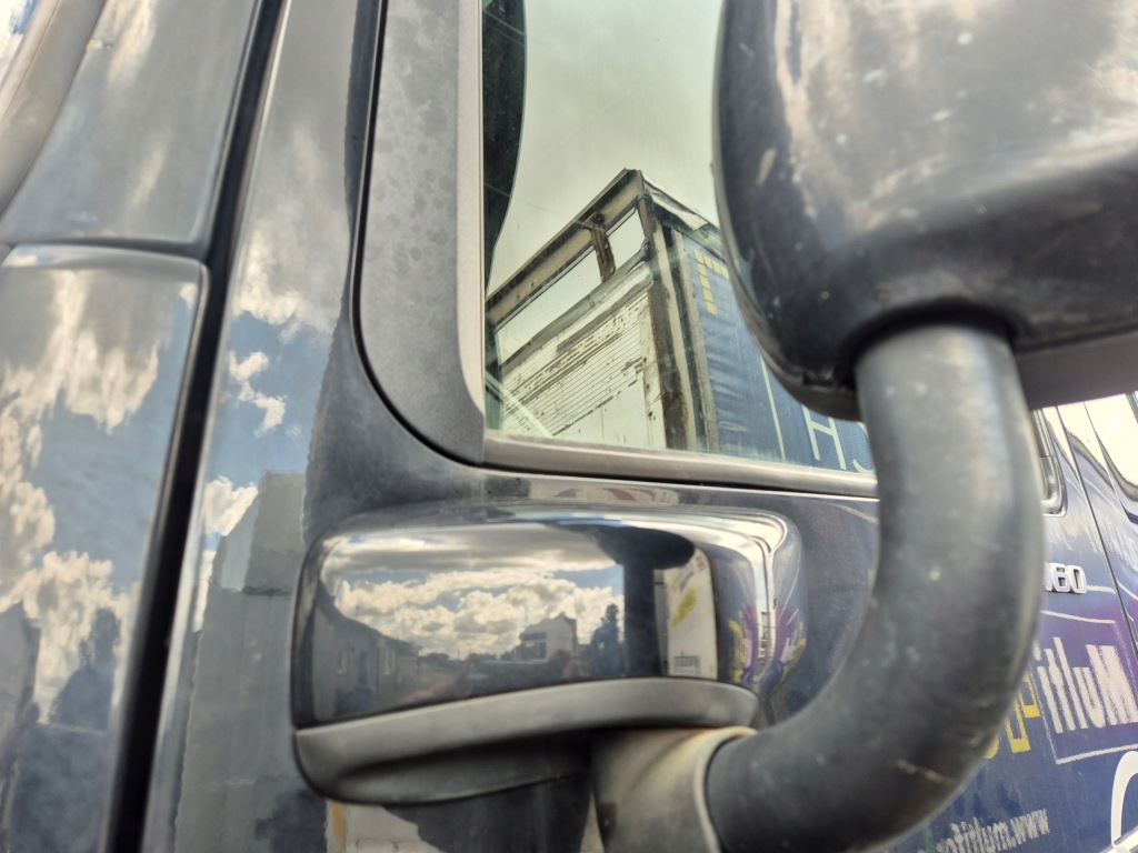 фото №1, Корпус захист кріплення дзеркало ліва daf xf 106