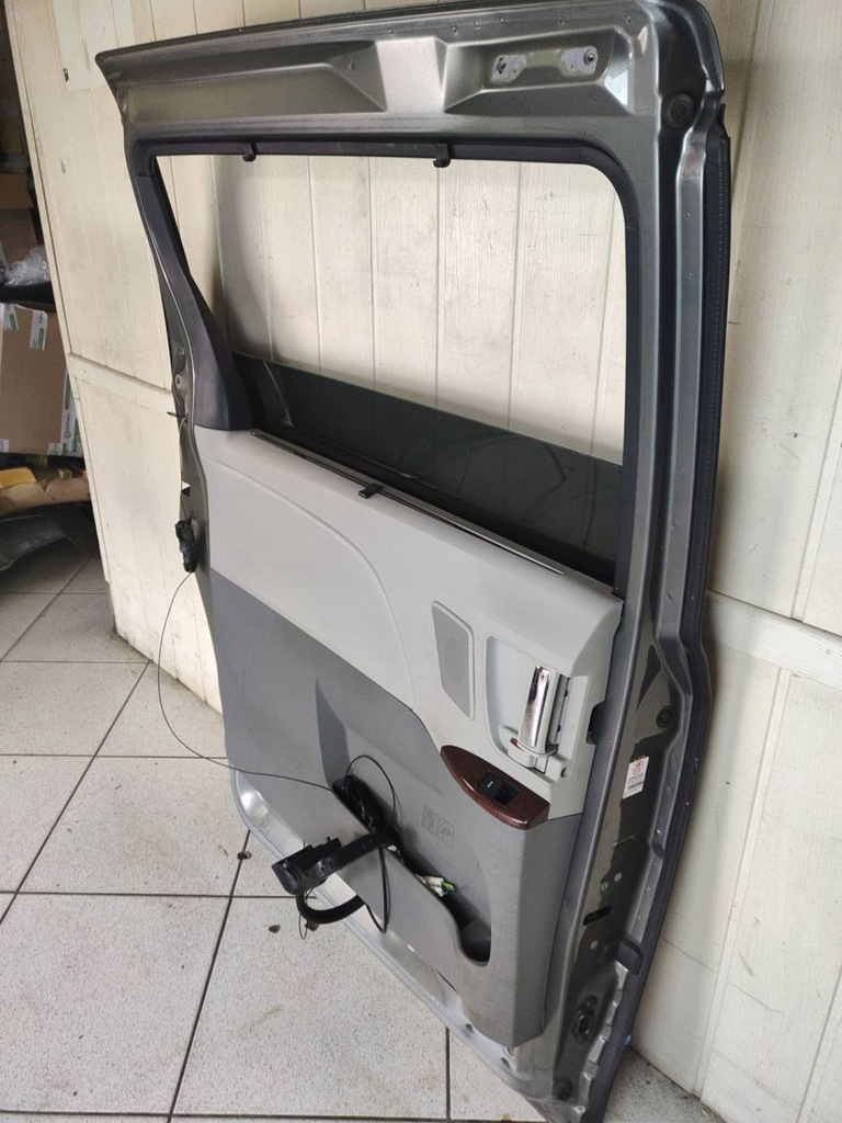 фото №11, Дверь задняя левая сторона toyota sienna 3 2011 5tdyk3dc5bs060116