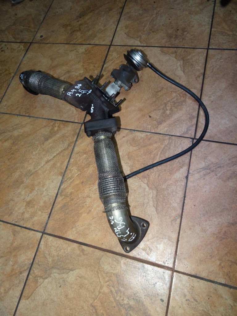 фото №2, Audi a4 b6 2.5tdi 05' коллектор выпускной 059131799