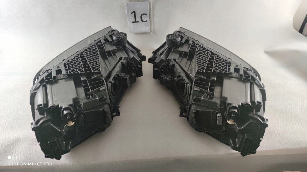 Audi q7 4m0 full led левый правая  фара фара в Украине