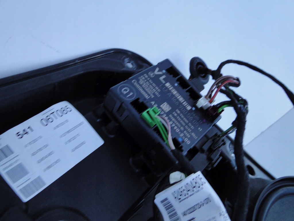 фото №9, Mercedes gla 156 x156 вкладыш дверь передние левая