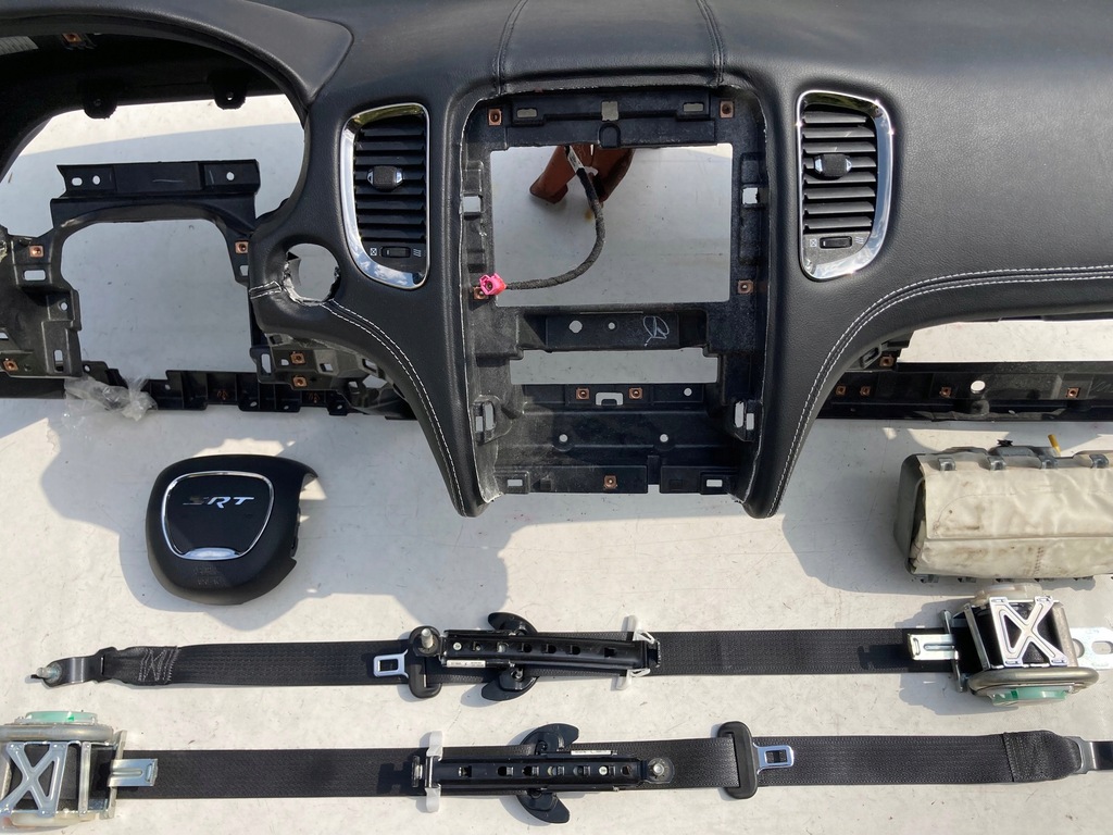 фото №5, Dodge durango приборная панель приборная панель консоль подушки безопасности ремни