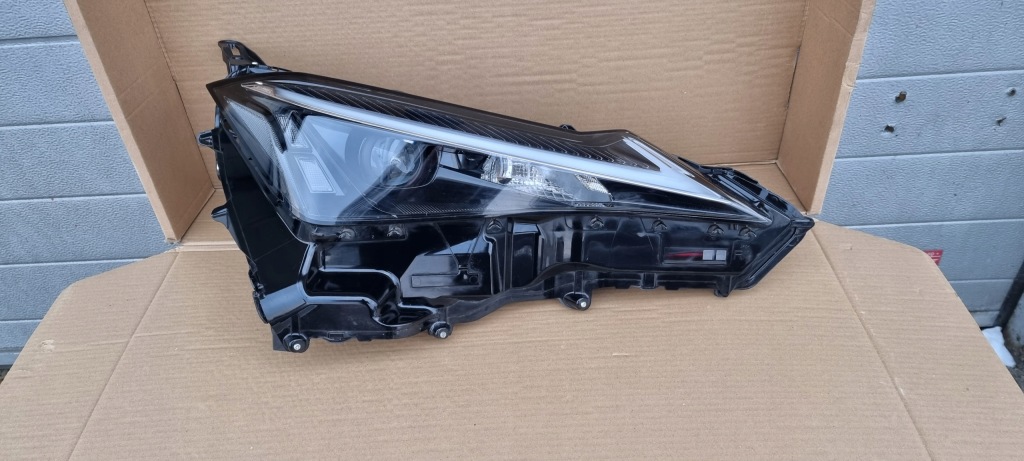 фото №1, Lexus ux lift лампа передняя правая full led