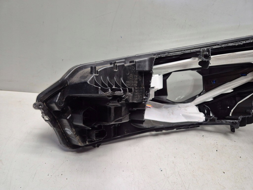 фото №7, Renault zoe 2 lift full led pure vision стекло декоры лампы передняя правая