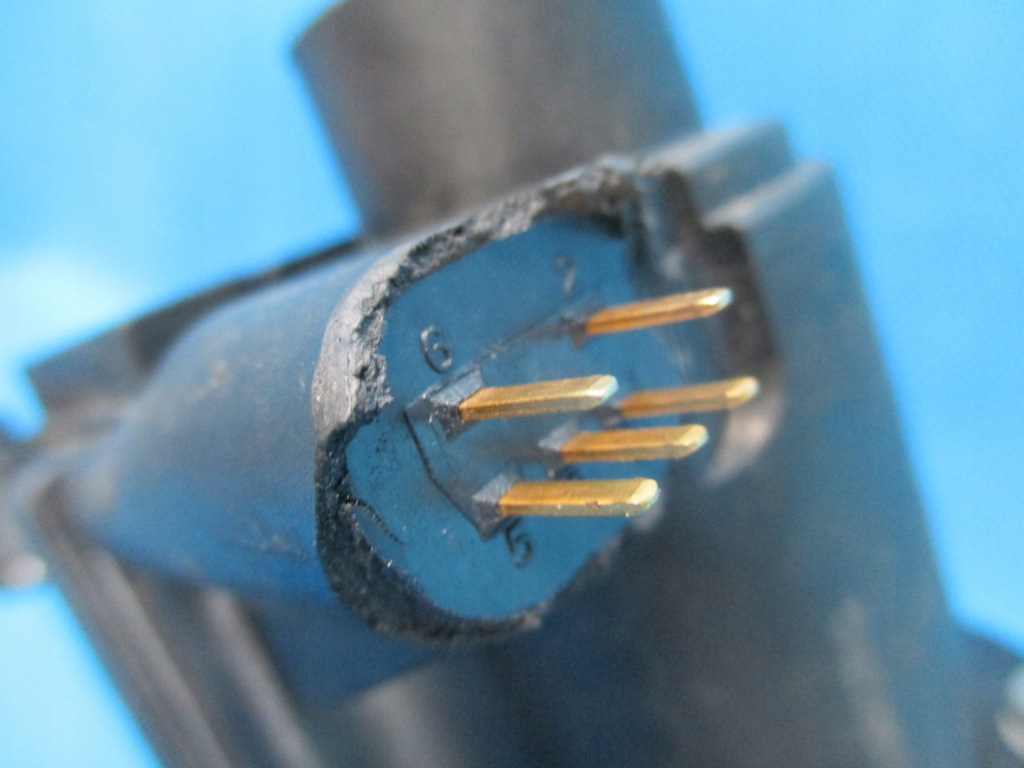 Клапан egr audi a4 b8 a5 3.0 tdi 059131501d Доставка