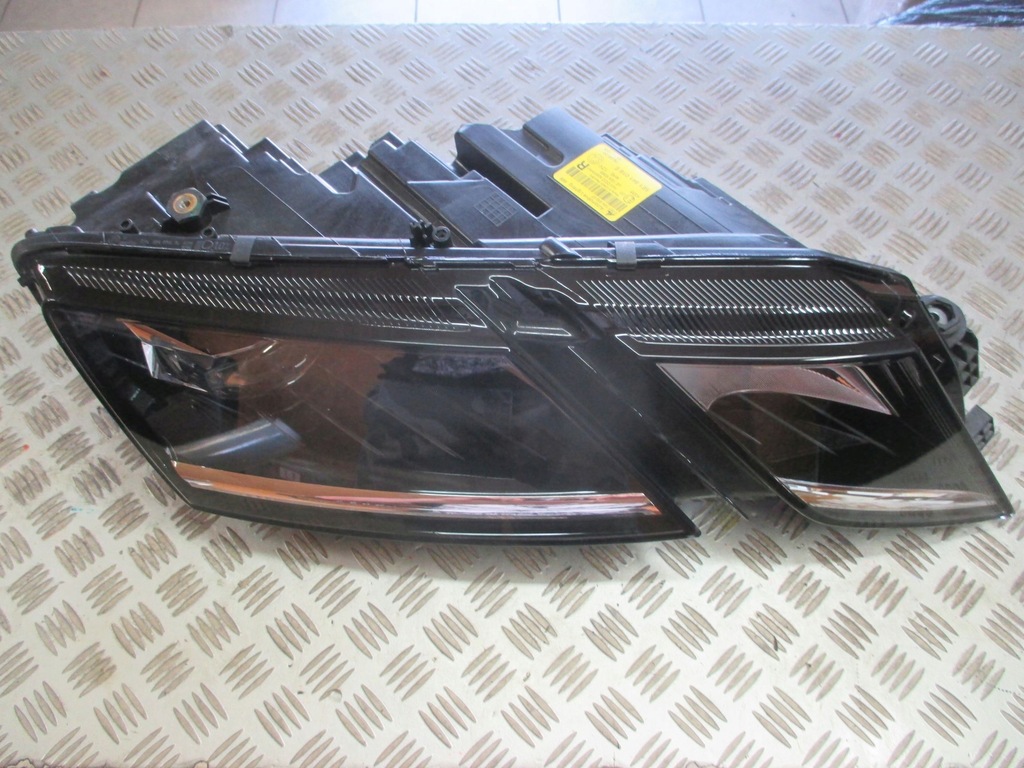 фото №1, Лампа права передня full led octavia iii lift 16r