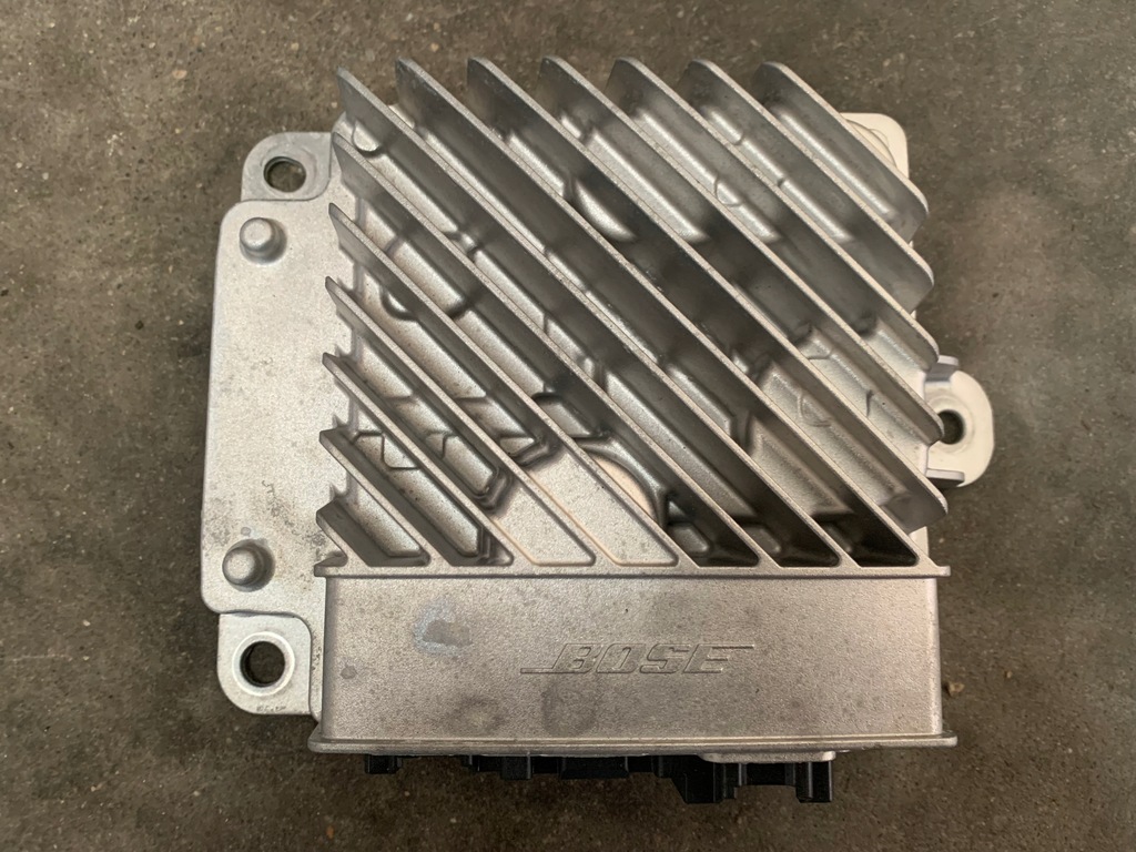 фото №1, Renault captur clio iv усилитель bose 280630487r