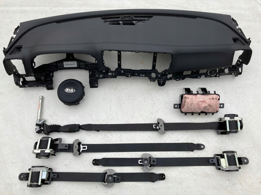 фото №1, Kia sportage 4 iv приборная панель панель  приборная панель pulpit полка подушки безопасности подушка безопасности ремни !