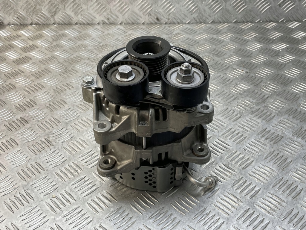 фото №8, Bmw оригинальный номер 8490440 3' g20 g21 5' g30 стартер-генератор генератор стартер