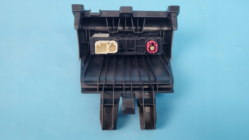 фото №10, Mercedes eqa 250 21r корпус роз'єм port usb a2478204002