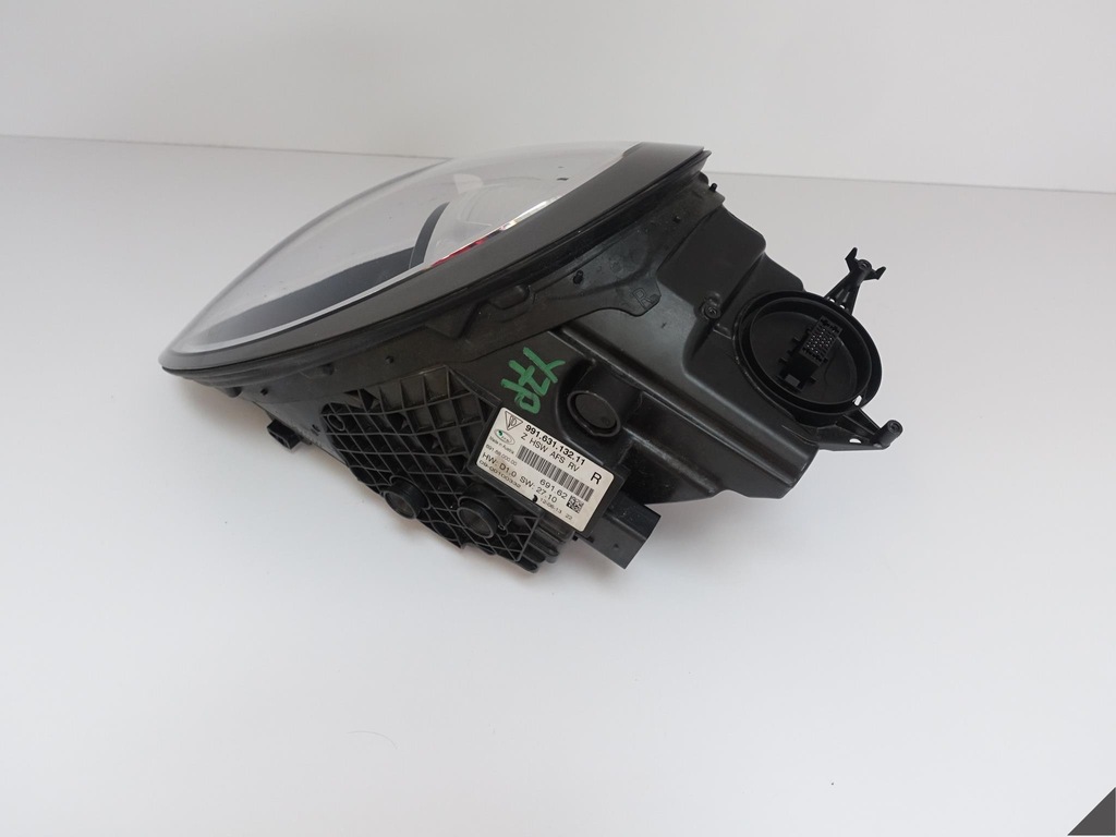 фото №12, Porsche 911 991 carrera ксенон поворотная правая europa