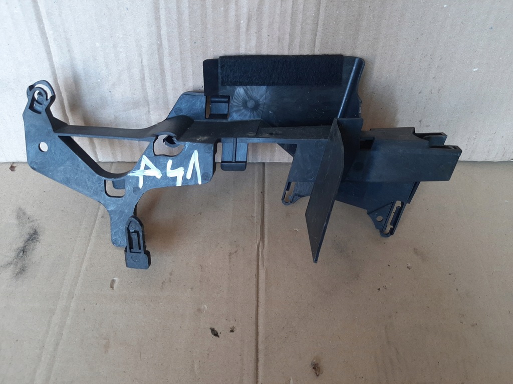 фото №3, Mondeo mk4 кронштейн замка дверь левый перед