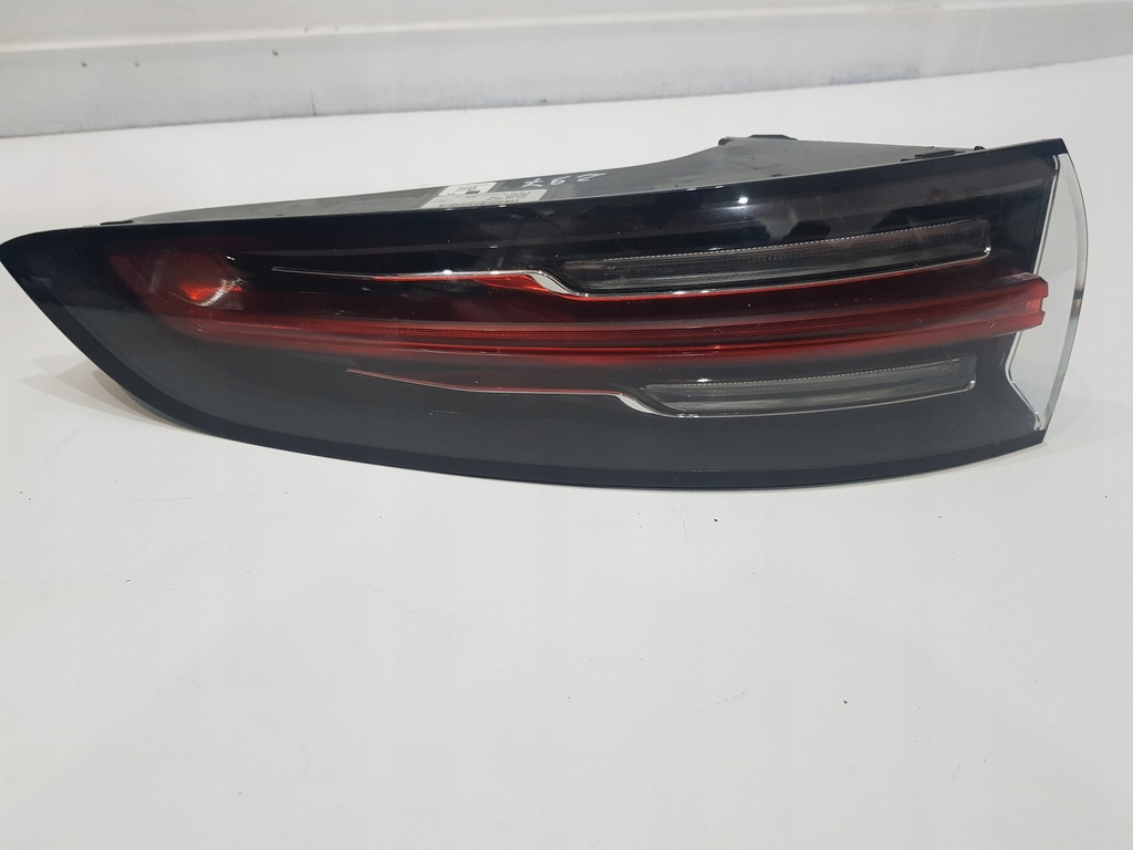 фото №1, Лампа задняя задняя porsche cayenne 9y0945095m