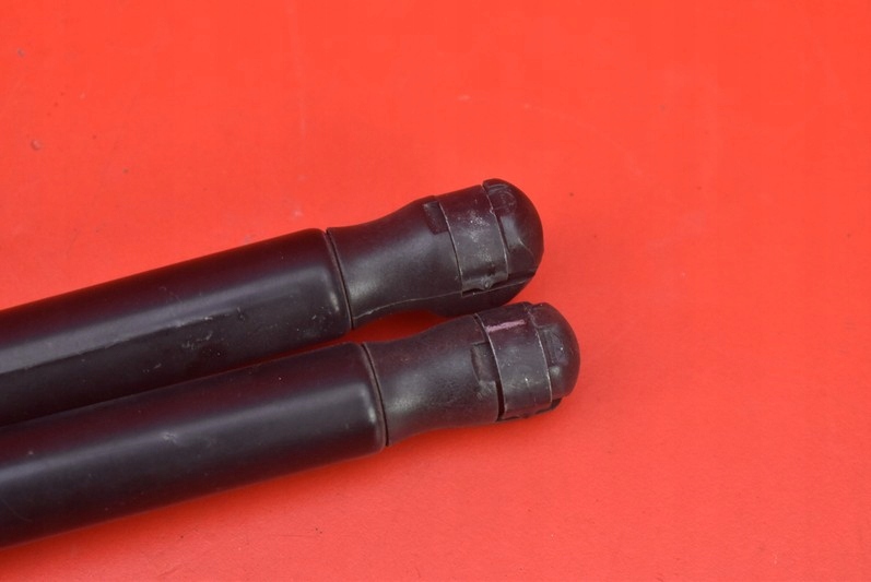 фото №7, Привод амортизаторы крышки vw polo 5 v 5d hb 10r