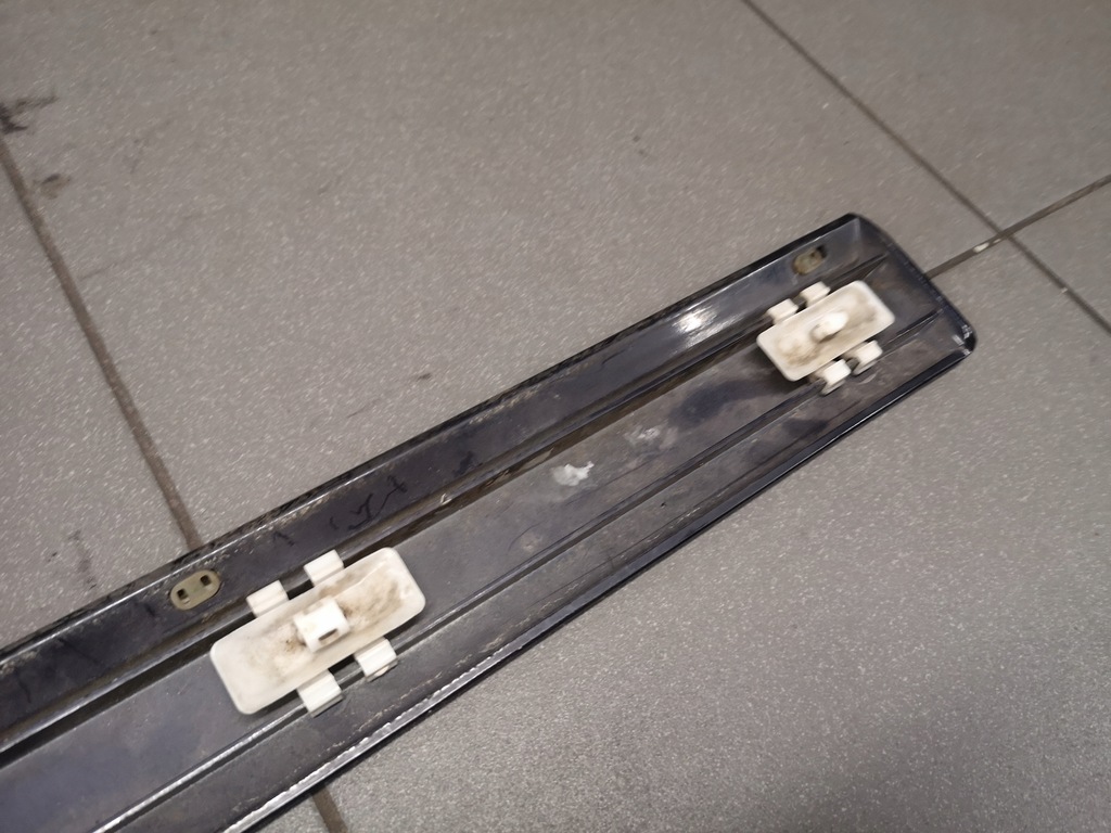 фото №12, Молдинг дверь левый перед audi a8 d2 w12 4d0853951