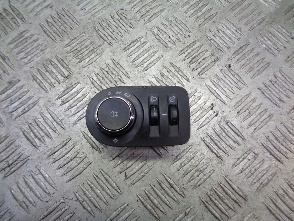 фото №1, Перемикач світла opel corsa d 13310330