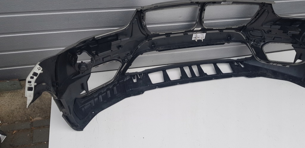 Bmw x1 f48 15-19 бампер перед передній 51117354815 Оригінал