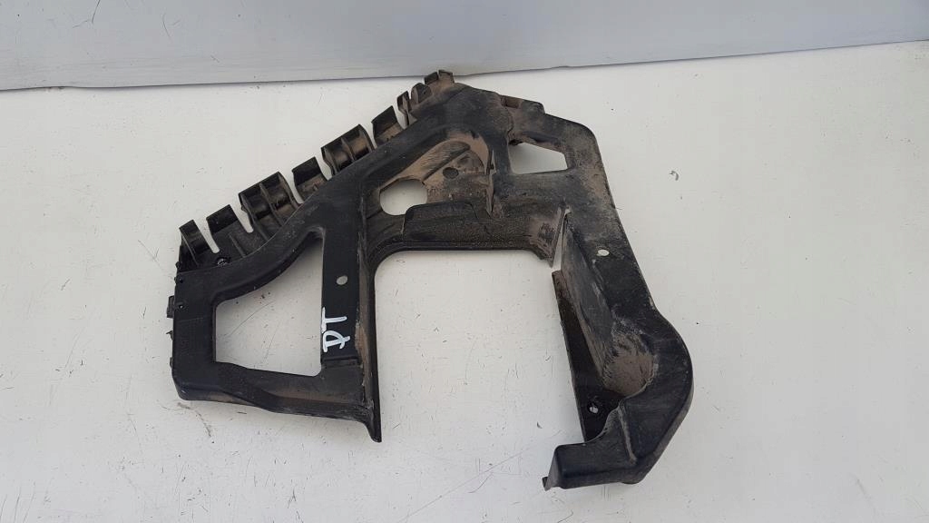 фото №2, Renault оригінальний номер 8200016791 напрямна бампера