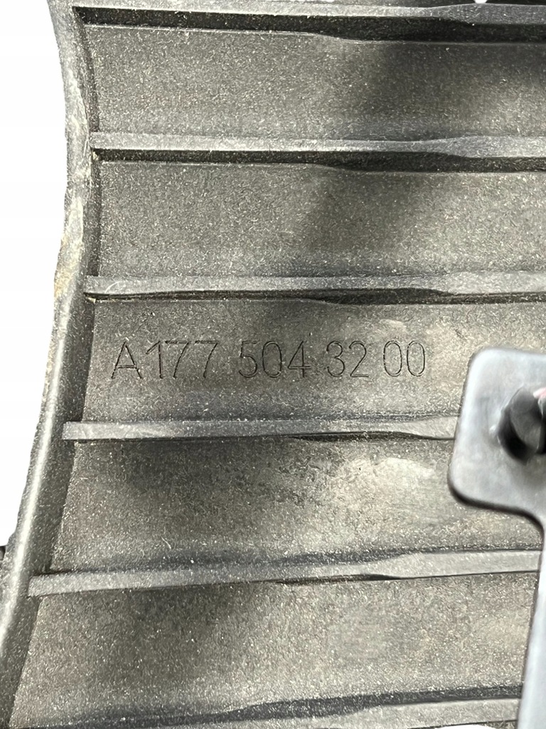 фото №7, Радіатор кондиціонера mercedes w177 a 45 amg w118 cla 45 amg a0999066202