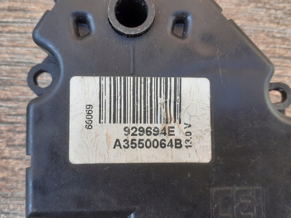 Jeep cherokee kj 05-07r рестайлінг  моторчик обігрівача 929694e Недорого