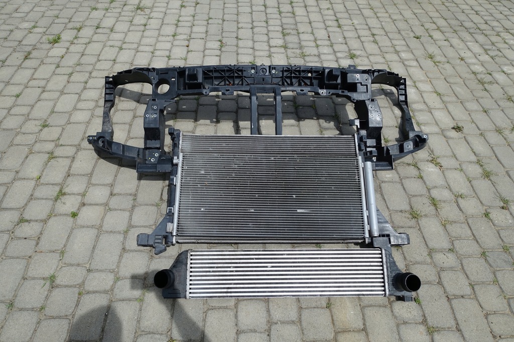 фото №1, Renault master iii lift iv pas передний радиатор комплект состояние bdb