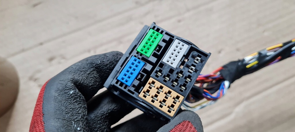 фото №5, S3 8y a3 lift штекер колодка радио 8x0035444 q5 q3 a6 a4 b9 q3 q7 4m