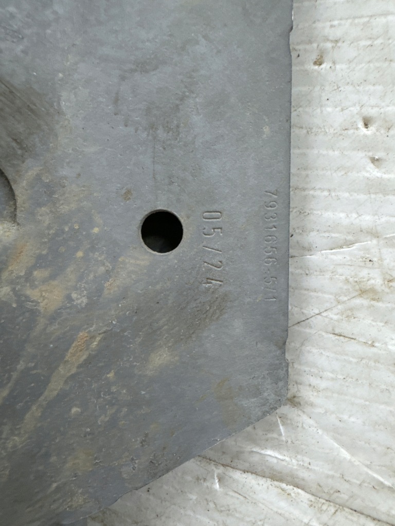 Bmw i4 g26 кронштейн нижня кронштейн 793165608 в Україні