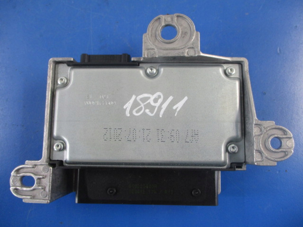 фото №11, Clio iii lift воздуховод+ подушки безопасности+ модуль 8200963406