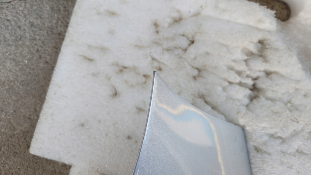 Audi a4 b9 капот крышка двигателя идеальное состояние серебристая с Разборки