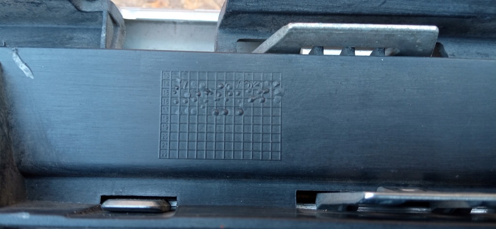 Ford focus mk3 рестайлінг  14- решітка  решітка радіатора бампера передній f1eb-8c436-a в Україні