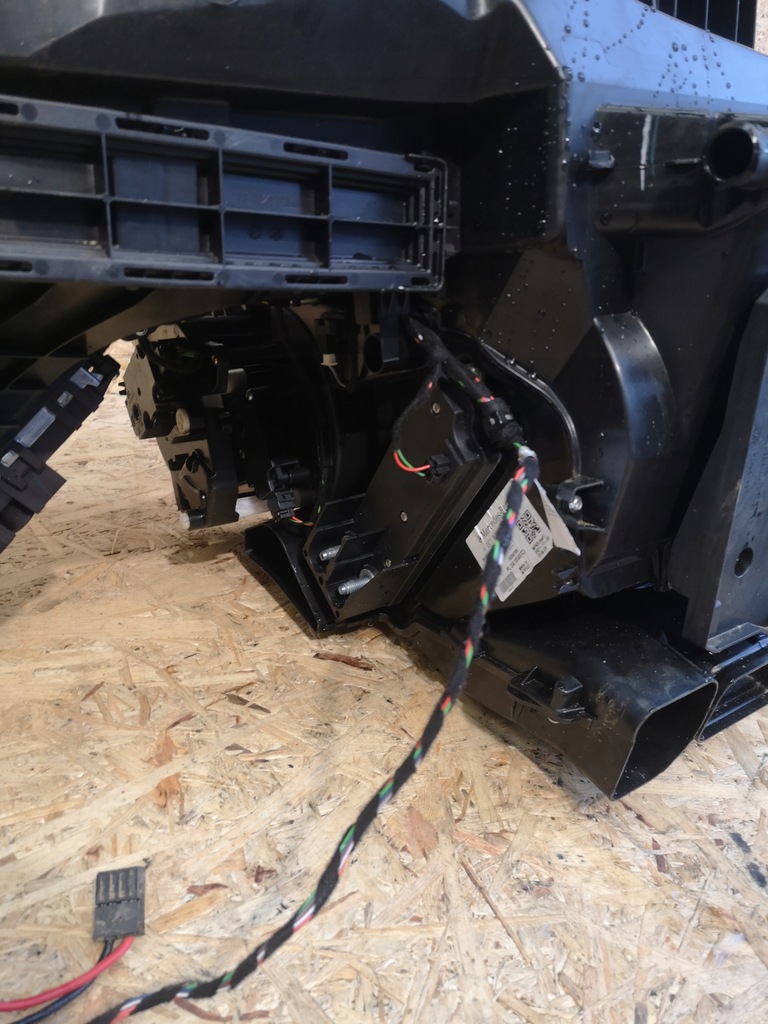 фото №9, Mercedes glb w247 обігрівач a2478307902