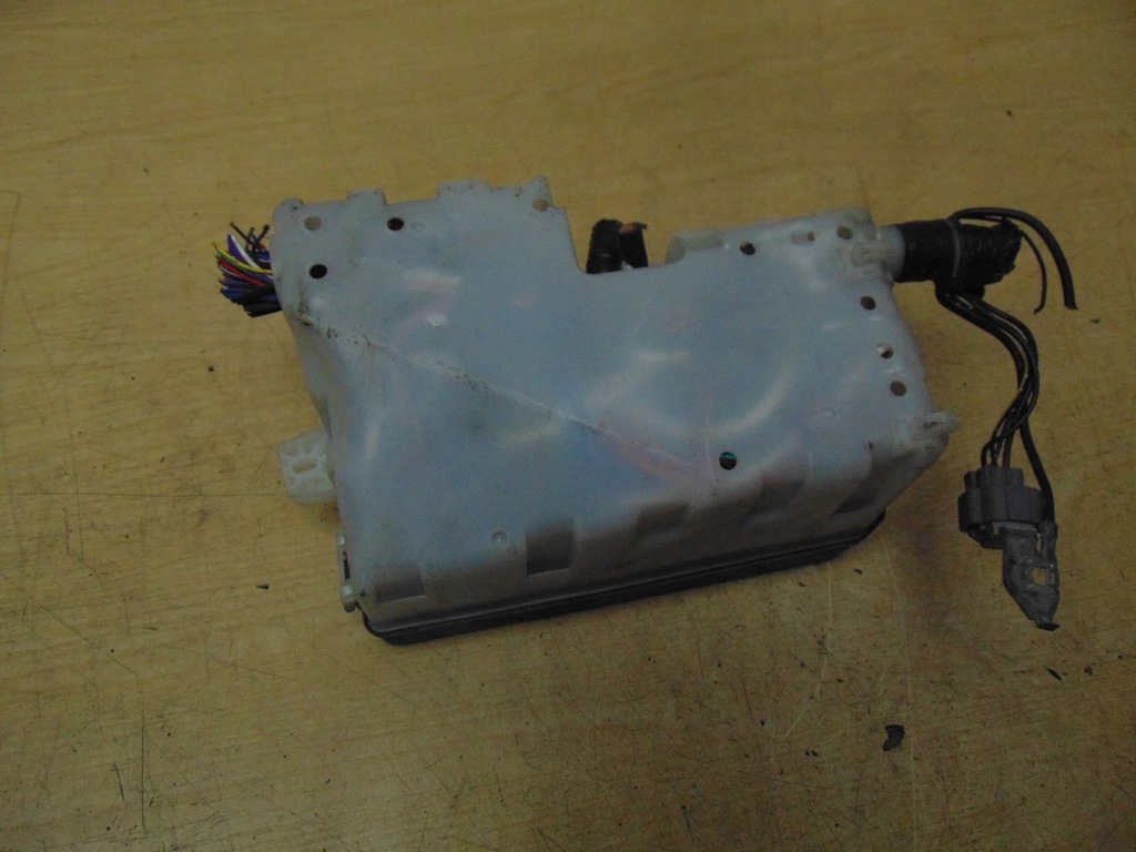 фото №11, Коробка запобіжників mazda 5 ii cw 2010- 1.6 d tdci