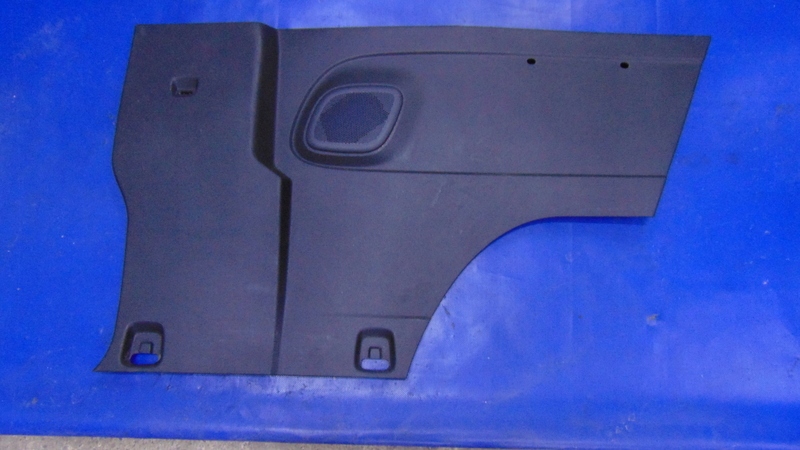 Купить Обшивка обивка правый задний  long talento renault trafic iii vivaro 14-25 rok