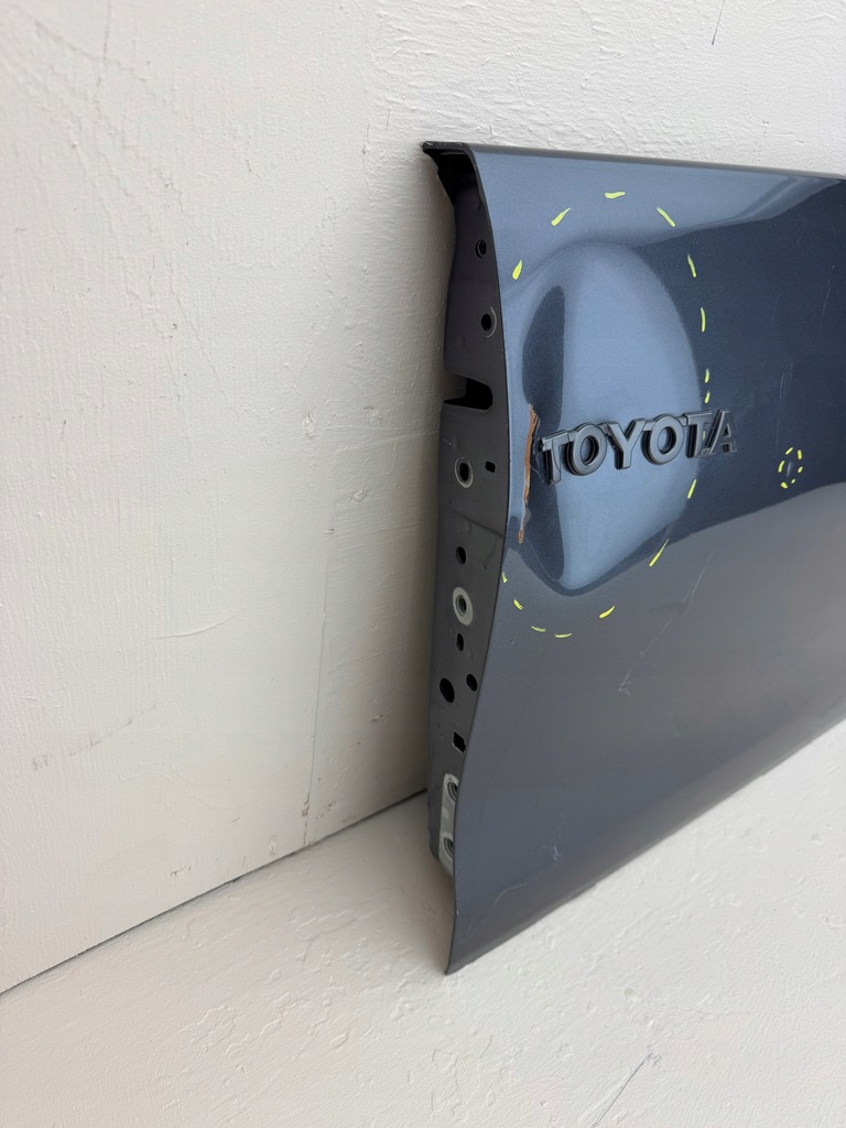 фото №8, Toyota hilux viii 8 gr 15r- кришка багажника борт багажника задня задня