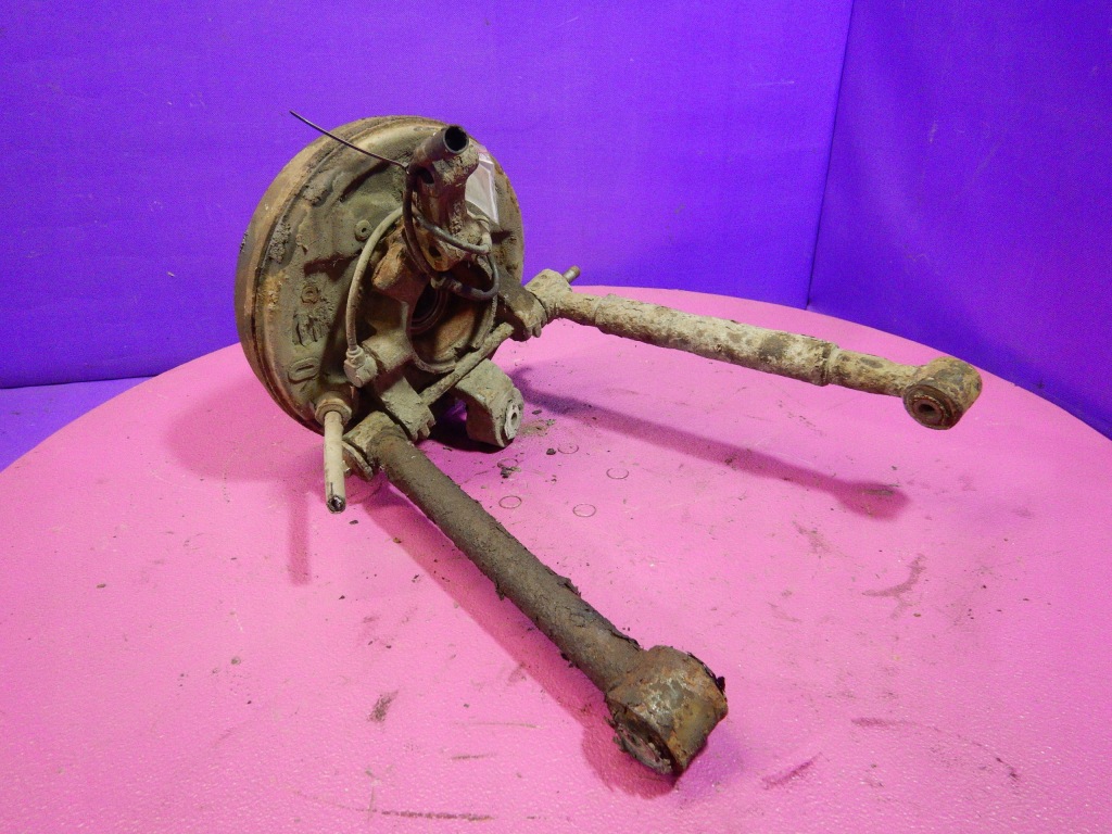 фото №4, Freelander i 98- поворотний кулак задня права ступиця задня