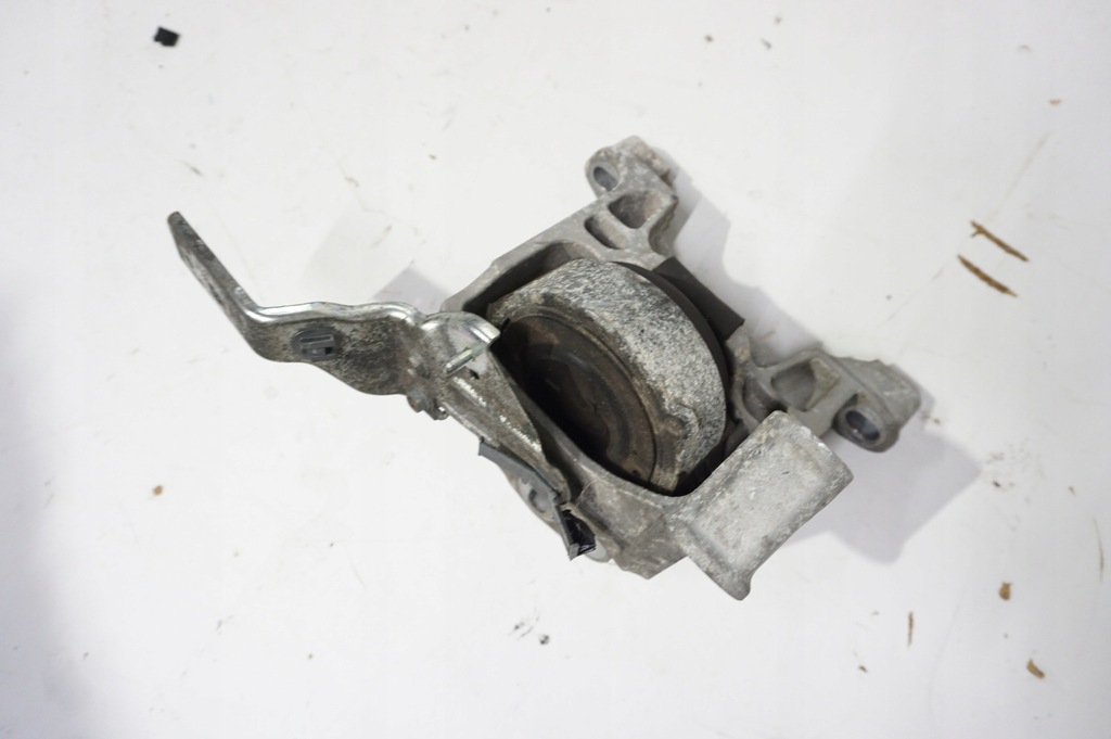 фото №1, Кронштейн двигуна mazda 6 iii gj 2.2 d