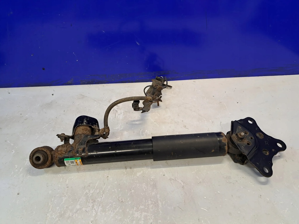 фото №1, Lexus rx 450h 2021 po правая амортизаторы