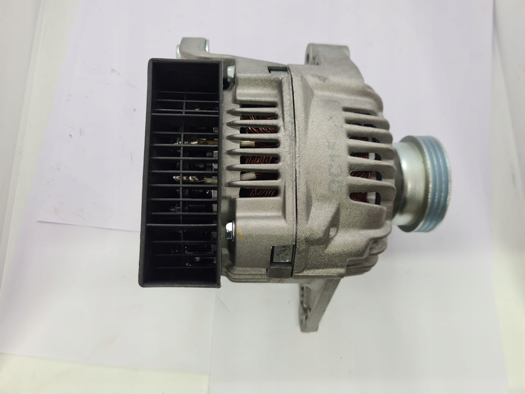 фото №13, Тормозные колодки тормозные toyota auris _e18_ 10/12-12/18 / toyota auris szt bosch