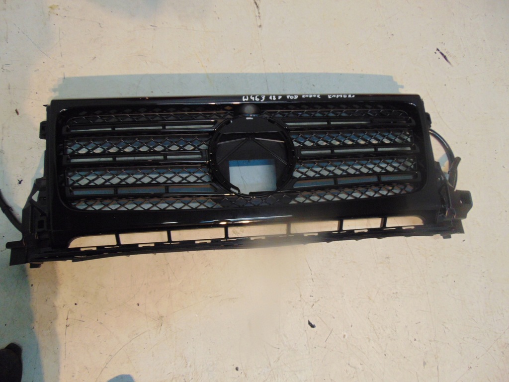 фото №1, Mercedes-benz оригинальный номер a4638880400 решётка радиатора решётка радиатора камера class